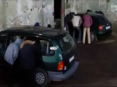 يمارس الجنس مع شخصين في موقع سكس اجنبي مترجم الحمام
