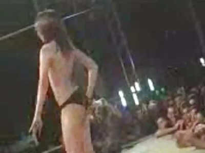 شقراء فاتنة لا الحلق سكس مترجم اجنبى العميق ويحصل على أسلوب هزلي اللعنة