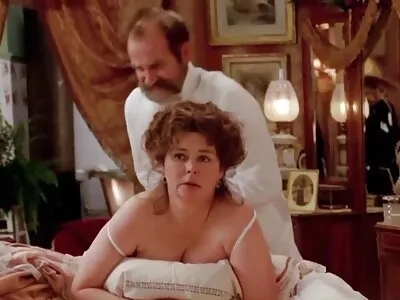 امرأة سمينة تمارس افلام سكس اجنبية كاملة الجنس