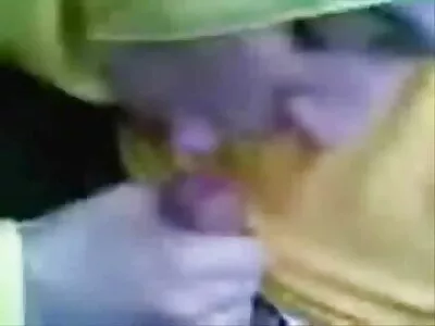 الفرخ المؤخرة الكبيرة سكس اجنبي نار مترجم يلعق الديك