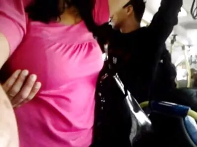 فرخ سكس اجنبي جوردي نحيف يلعب مع دسار
