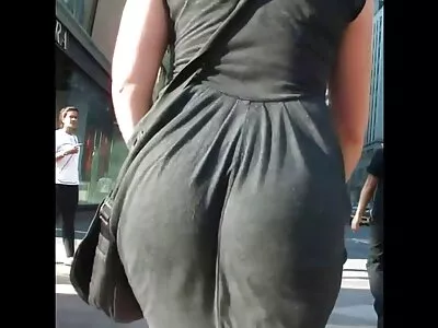 فاتنة متعرج شرائح ويلعب معها سكس اجنبي وعربي cooch